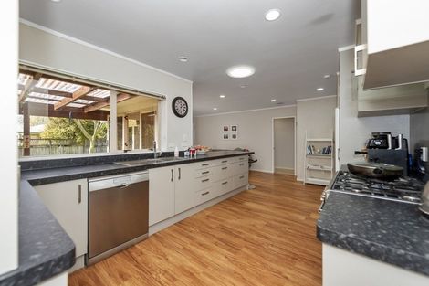 Photo of property in 17 Halcione Close, Flagstaff, Hamilton, 3210