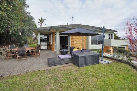 Photo of property in 52 Greenfield Drive, Western Heights, Hamilton, 3200