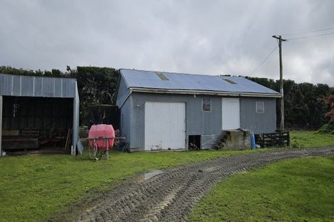 Photo of property in 420 Dunrobin Road, Fuchsia Creek, Oamaru, 9491