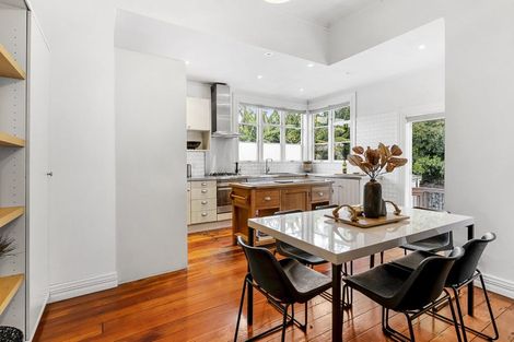 Photo of property in 14 Malvern Road, Morningside, Auckland, 1022