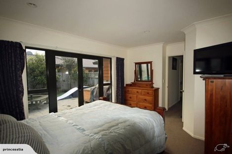 Photo of property in 115 Mandel Mews, Waiwhetu, Lower Hutt, 5010