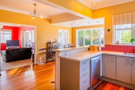 Photo of property in 12 Carlisle Street, Levin, 5510