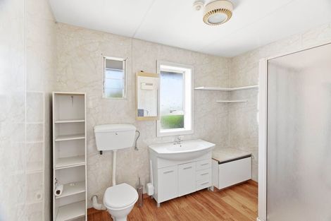 Photo of property in 8 Nyoli Street, Northcote, Christchurch, 8052