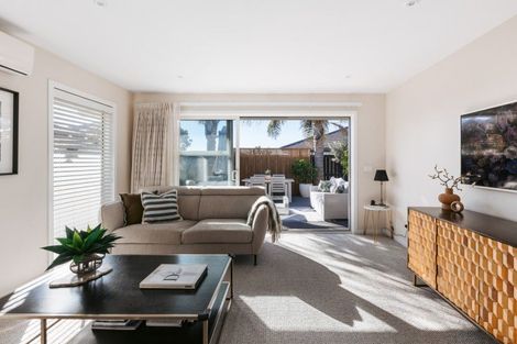 Photo of property in 12 Kokihi Close, Papamoa Beach, Papamoa, 3118