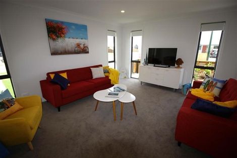 Photo of property in 2 Te Kio Crescent, Papamoa Beach, Papamoa, 3118