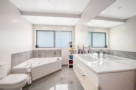 Photo of property in 51 Spyglass Lane, Whitby, Porirua, 5024