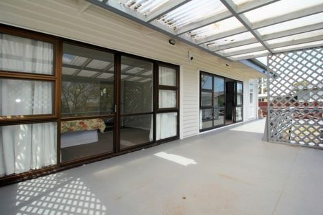 Photo of property in 114 Coxhead Road, Wattle Downs, Auckland, 2103