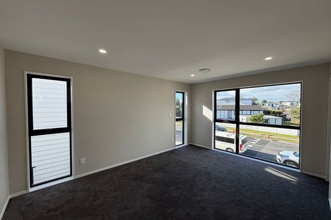 Photo of property in 8 Foxlaw Street, Randwick Park, Auckland, 2105
