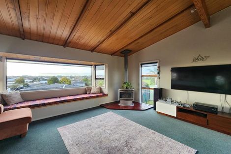 Photo of property in 8b Julian Place, Westown, New Plymouth, 4310