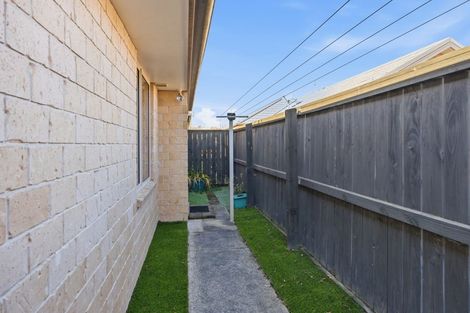 Photo of property in 17 Bayliss Close, Northwood, Christchurch, 8051