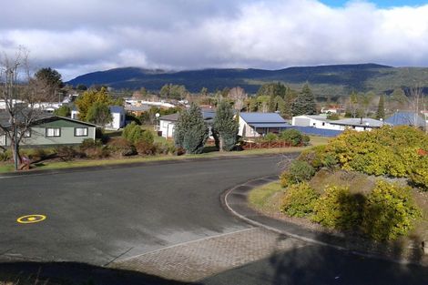 Photo of property in 19 Muriwai Drive, Manapouri, 9679