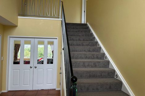 Photo of property in 9 The Topdeck, Whitby, Porirua, 5024