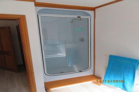 Photo of property in 40c Curacao Place, Half Moon Bay, Auckland, 2012