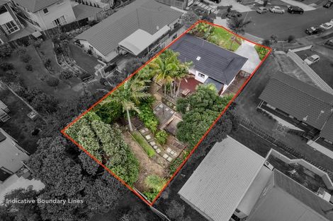 Photo of property in 10 Marco Place, Highland Park, Auckland, 2010