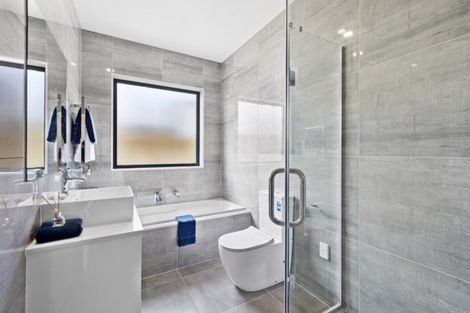 Photo of property in 8 Lavey Road, Flat Bush, Auckland, 2019