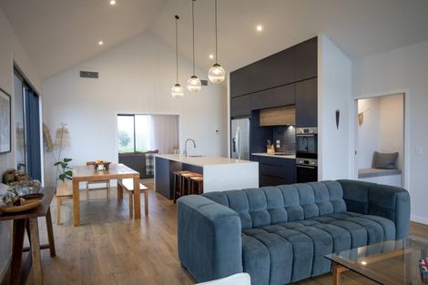 Photo of property in 18 Maataitai Road, Raglan, 3225