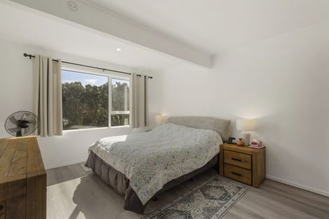 Photo of property in 10 Linwood Way, Island Bay, Wellington, 6023