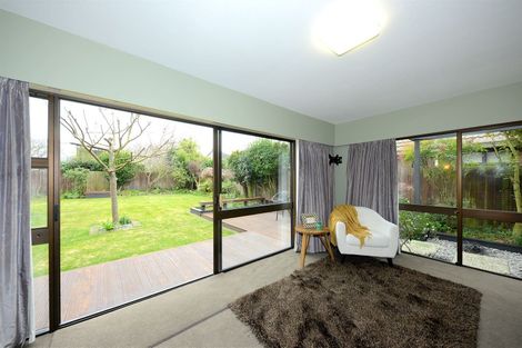Photo of property in 35 Corfe Street, Ilam, Christchurch, 8041