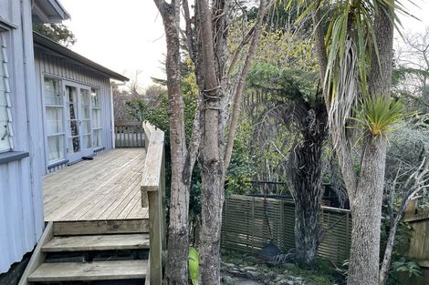 Photo of property in 19 Golf Road, New Lynn, Auckland, 0600