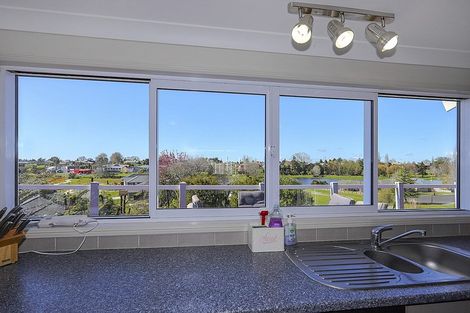 Photo of property in 19 Highfields Drive, Katikati, 3129