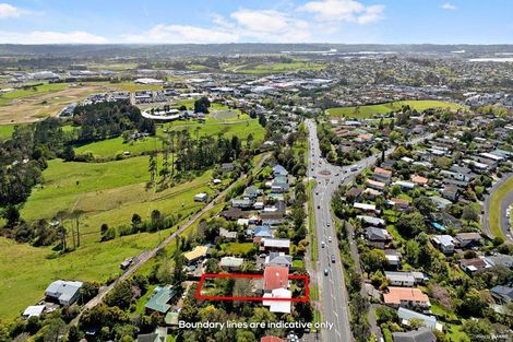 Photo of property in 434 Don Buck Road, Massey, Auckland, 0614