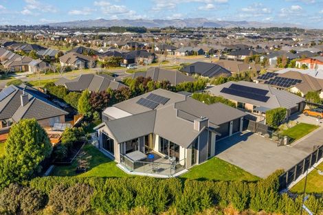 Photo of property in 7 Shillingford Boulevard, Rolleston, 7615