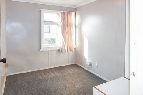 Photo of property in 11 Thomas Place, Foxton Beach, Foxton, 4815