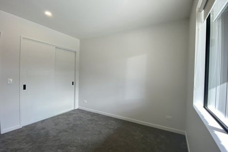 Photo of property in 2 Puihi Crescent, Massey, 0614