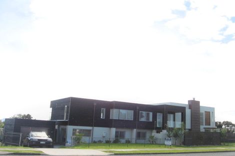 Photo of property in 158 Bleakhouse Road, Mellons Bay, Auckland, 2014