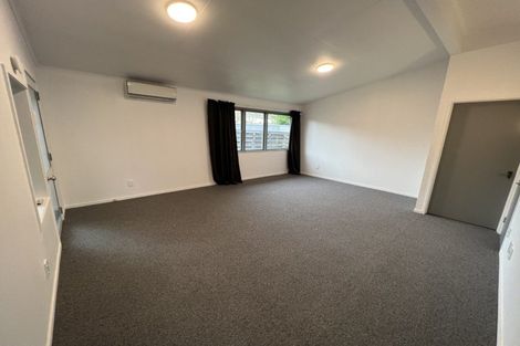 Photo of property in 15a Churchill Avenue, Hokowhitu, Palmerston North, 4410