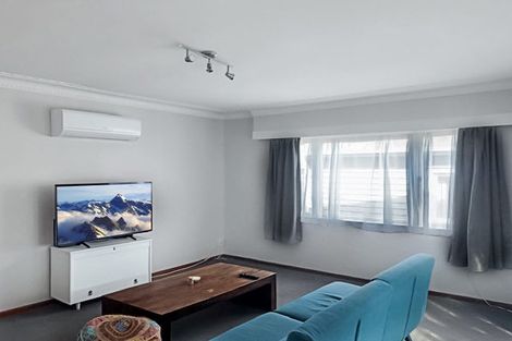 Photo of property in 22 Laurie Avenue, Papakura, 2110