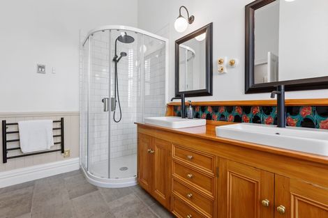 Photo of property in 30 Humphries Street, Inglewood, 4330