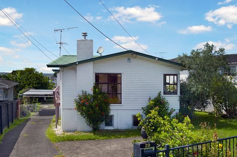 Photo of property in 29 Hepburn Road, Glendene, Auckland, 0602