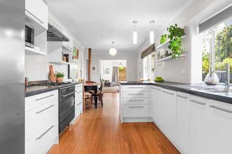 Photo of property in 16a Forest Lake Road, Forest Lake, Hamilton, 3200