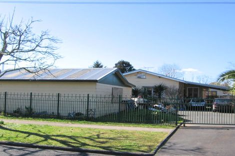 Photo of property in 31 Bunnythorpe Road, Papakura, 2110