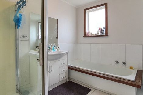 Photo of property in 30 Whiteman Road, Kawakawa, 0210