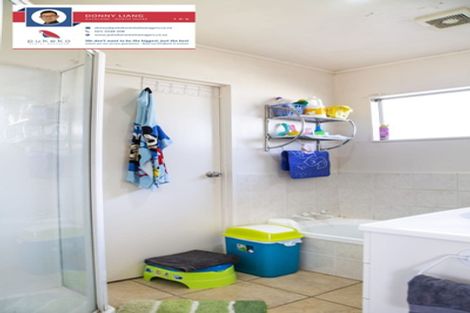 Photo of property in 2/103 Hillside Road, Glenfield, Auckland, 0627