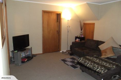 Photo of property in 22 Hamlet Place, Pukekohe, 2120