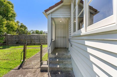 Photo of property in 23 Clarence Road, Northcote Point, Auckland, 0627