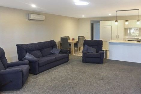 Photo of property in 3/22 Grove Road, Addington, Christchurch, 8024