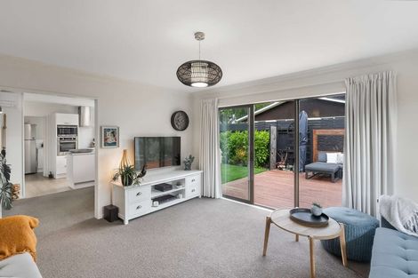 Photo of property in 2/5 Woodbridge Road, Cashmere, Christchurch, 8022