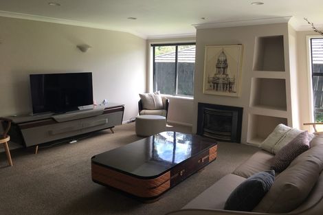 Photo of property in 15 Twin Court, Albany, Auckland, 0632