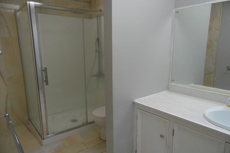 Photo of property in 20 Ganymede Place, Half Moon Bay, Auckland, 2012