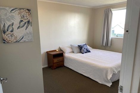 Photo of property in 12 Karyn Street, Castlecliff, Whanganui, 4501