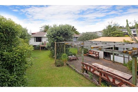 Photo of property in 8 Mataura Place, Clover Park, Auckland, 2019