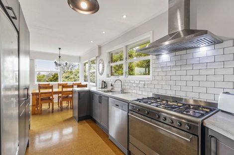 Photo of property in 38 Pelorus Street, Glenview, Hamilton, 3206