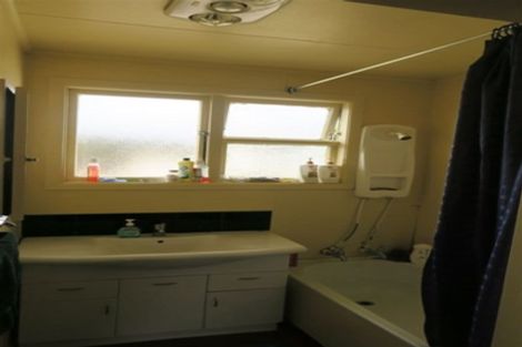 Photo of property in 37 Aotea Crescent, Tokoroa, 3420