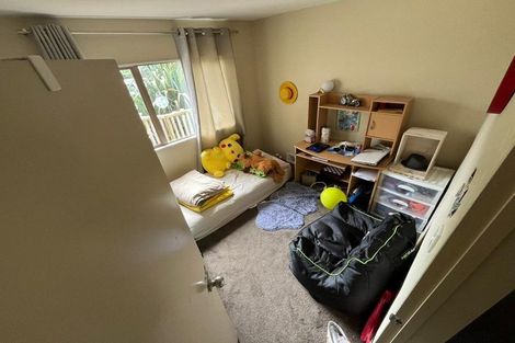 Photo of property in 28 Glengarry Road, Glen Eden, Auckland, 0602