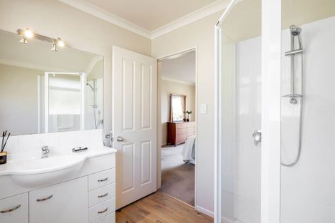 Photo of property in 2 Miers Glade, Rototuna North, Hamilton, 3210