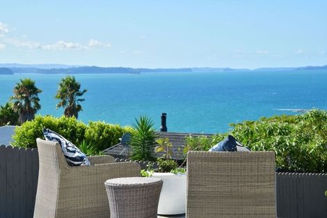 Photo of property in 110 Vipond Road, Stanmore Bay, Whangaparaoa, 0932